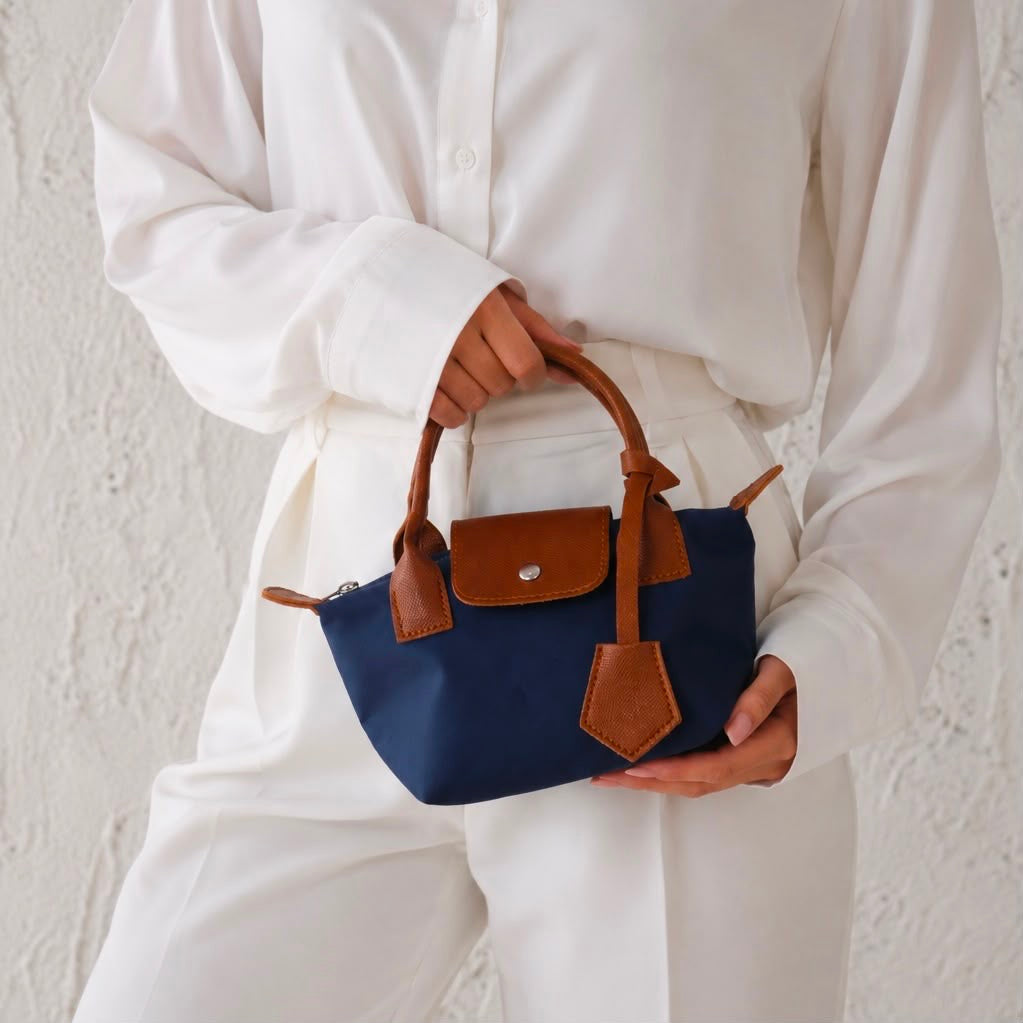 Sunday - Navy blue