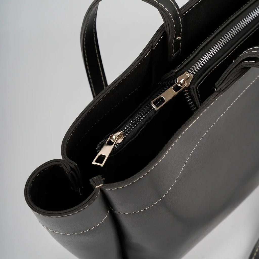 Arc - Black